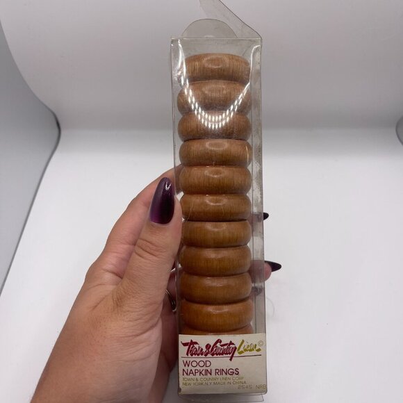 Vintage Wooden Napkin Rings - Picture 2 of 5